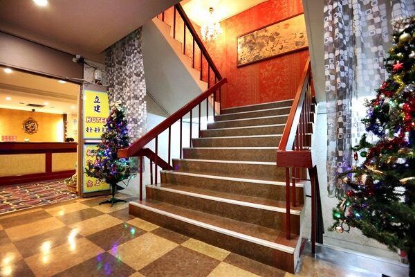 Hotel Lee-Chan Taipei Exterior photo